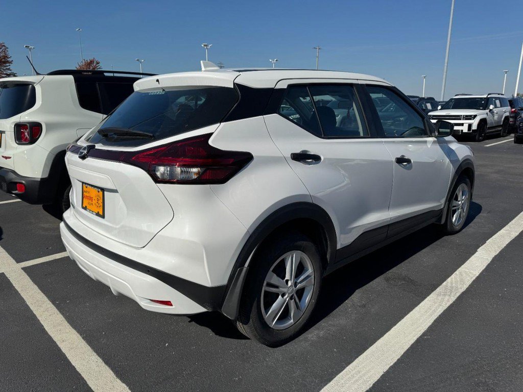 Used 2024 Nissan Kicks S FWD image 3