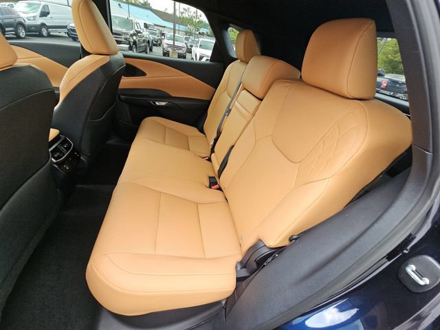 Used 2024 Lexus RX 350 Premium w/ Accessory Package (Z1) FWD image 28