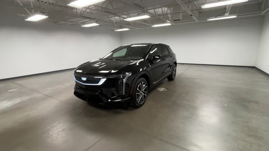 New 2026 Cadillac Optiq Sport 1 image 46