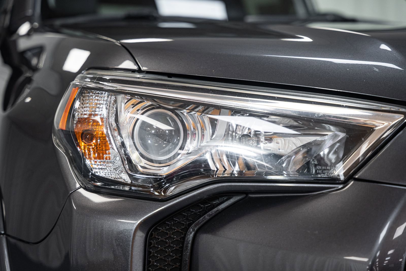 Used 2019 Toyota 4Runner SR5 Premium image 11