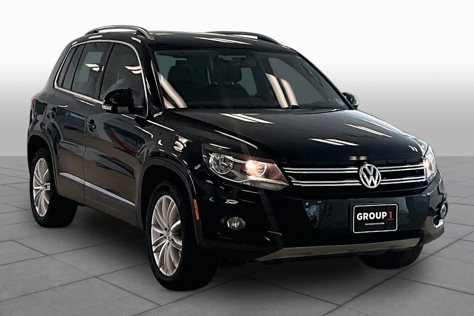 Used 2013 Volkswagen Tiguan SE AWD/4WD image 2