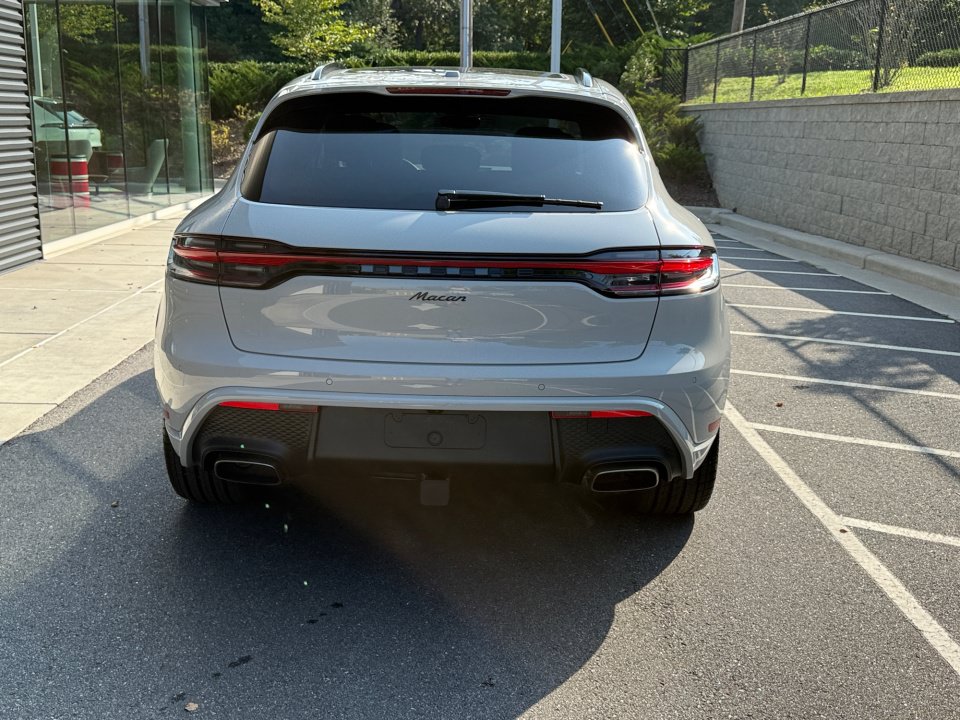 New 2026 Porsche Macan Turbo AWD/4WD image 6