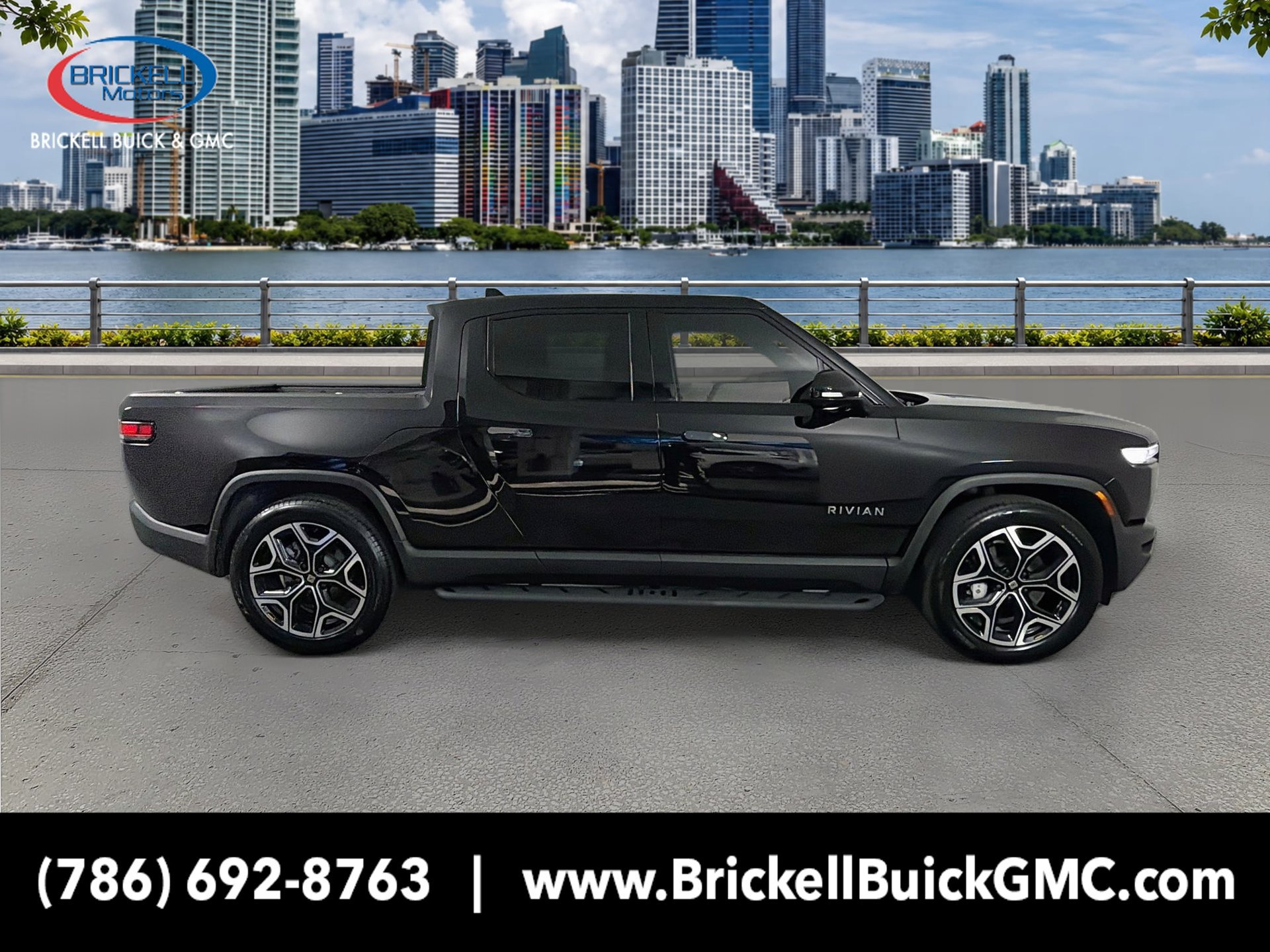 Used 2025 Rivian R1T Adventure Dual AWD/4WD image 7