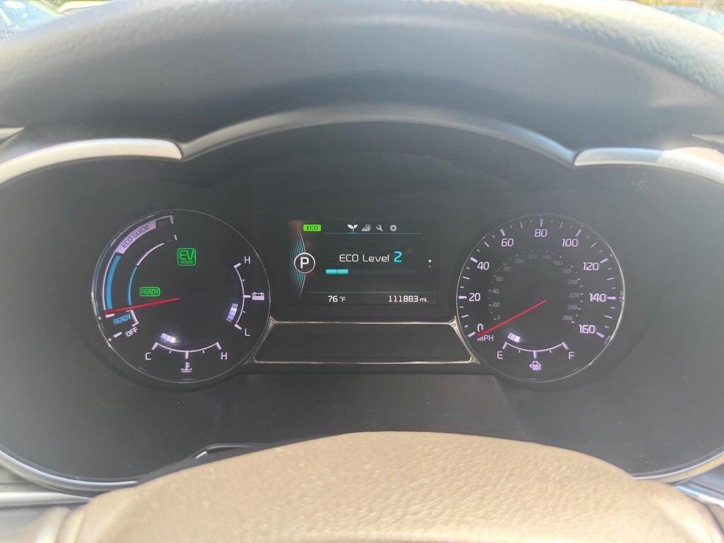 Used 2015 Kia Optima LX image 21