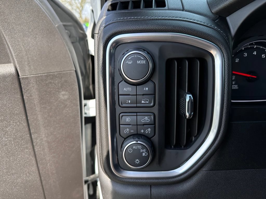 Certified 2020 Chevrolet Silverado 1500 RST w/ All-Star Edition AWD/4WD image 36