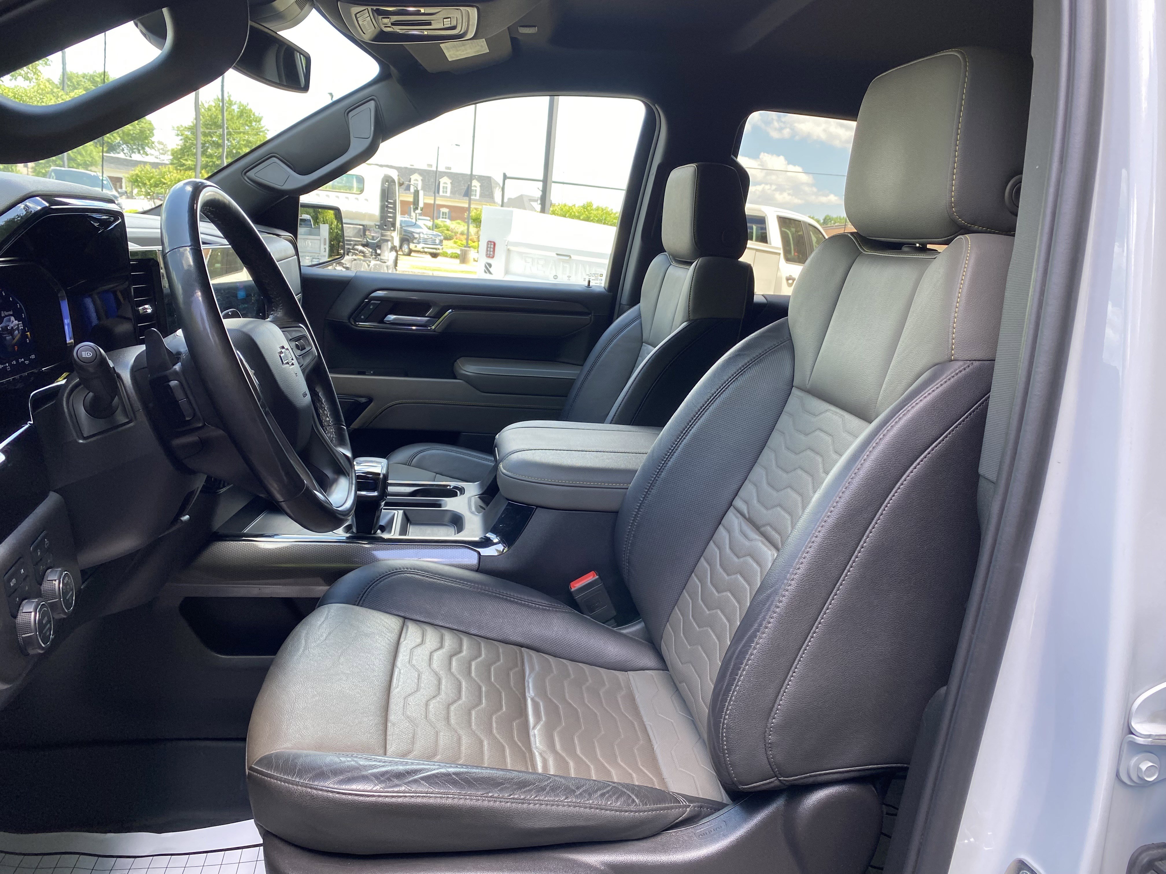 Used 2024 Chevrolet Silverado 1500 ZR2 AWD/4WD image 16
