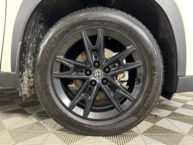 Used 2024 Toyota Grand Highlander AWD Hybrid image 9