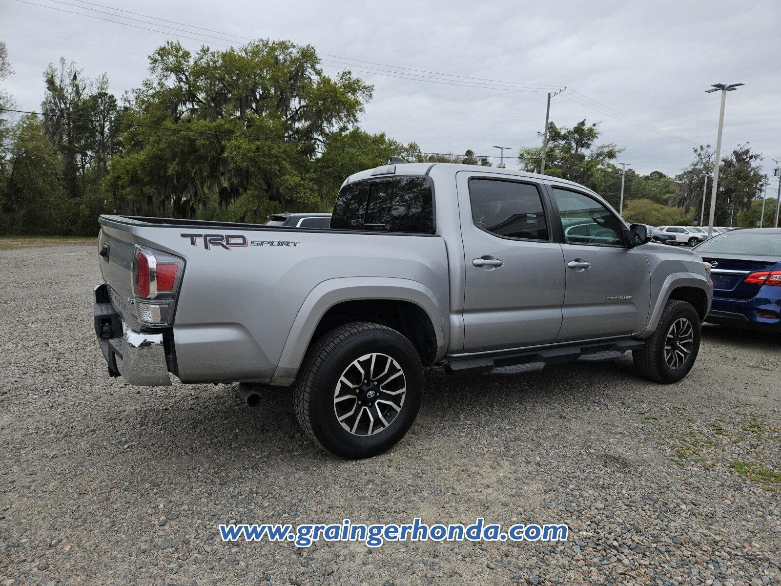 Used 2020 Toyota Tacoma TRD Sport image 6