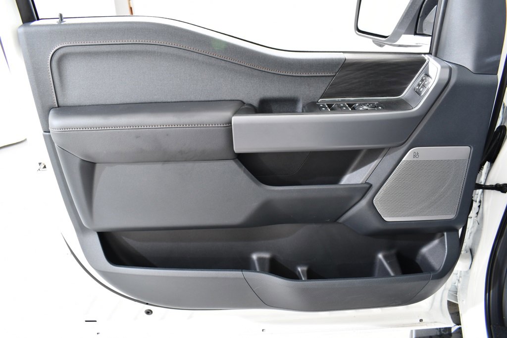 New 2025 Ford F150 Lariat w/ Equipment Group 502A High image 27