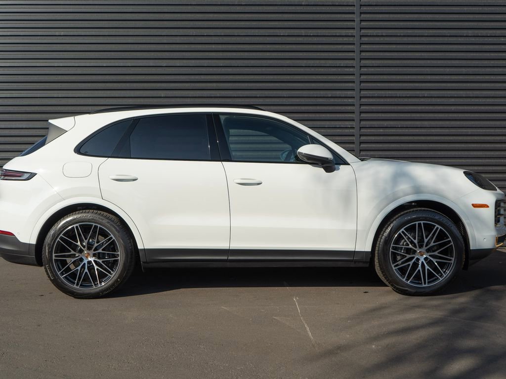 New 2025 Porsche Cayenne image 8