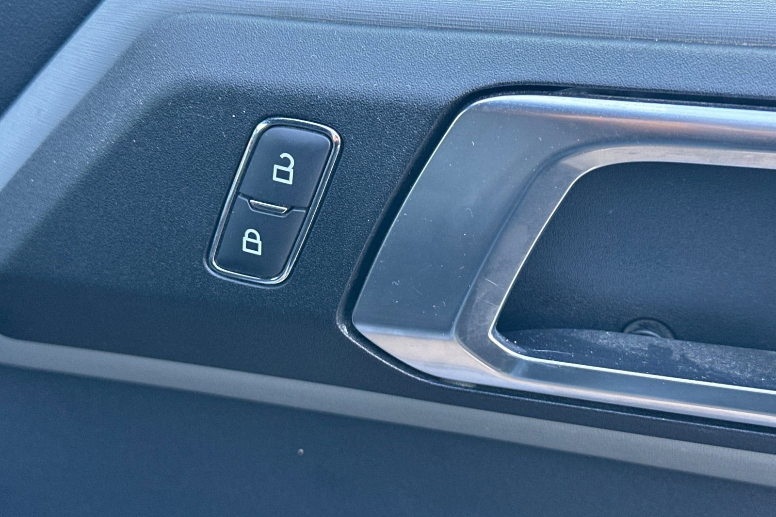 Used 2023 Ford Bronco Badlands image 21