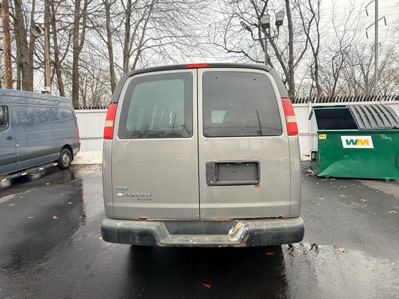Used 2011 Chevrolet Express 2500 LS w/ Power Package image 3