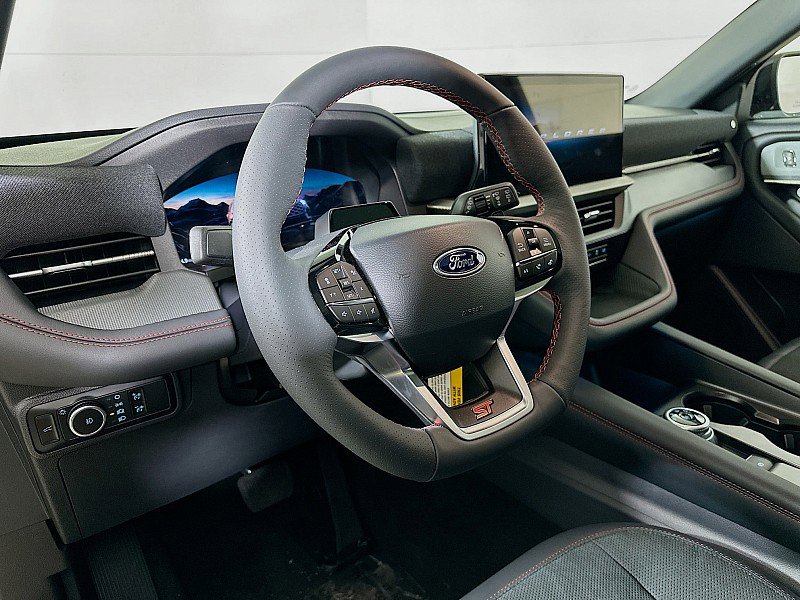 New 2026 Ford Explorer ST w/ Sun And Sound Package image 7