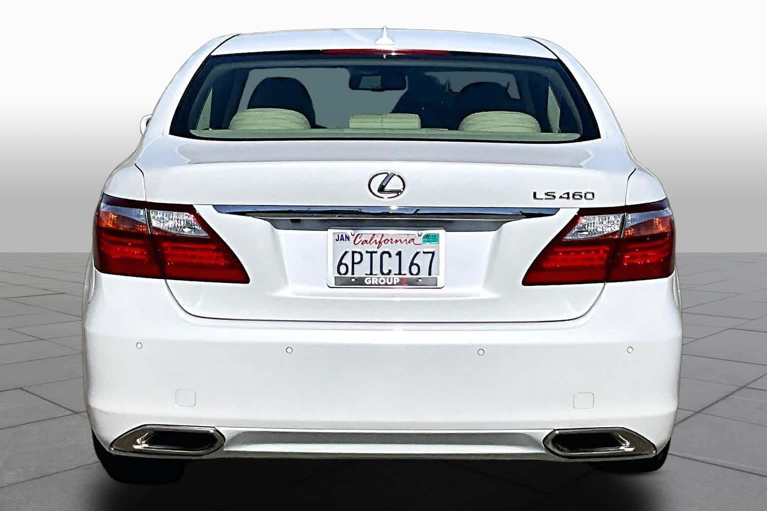 Used 2011 Lexus LS 460 w/ Comfort Pkg RWD image 4