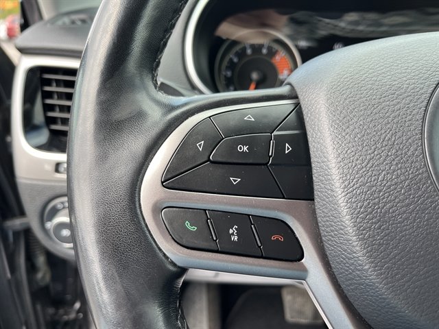 Used 2020 Jeep Cherokee Limited AWD/4WD image 23