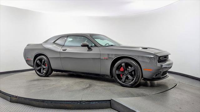 Used 2018 Dodge Challenger R/T image 11