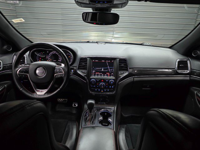 Used 2018 Jeep Grand Cherokee Trailhawk AWD/4WD image 12