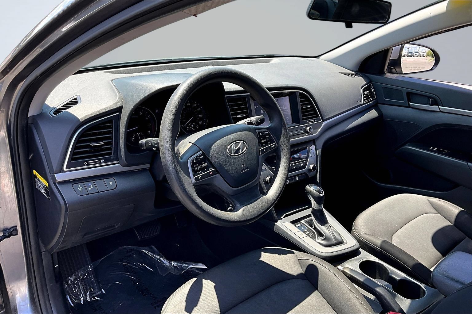 Used 2018 Hyundai Elantra SEL w/ Cargo Package FWD image 16