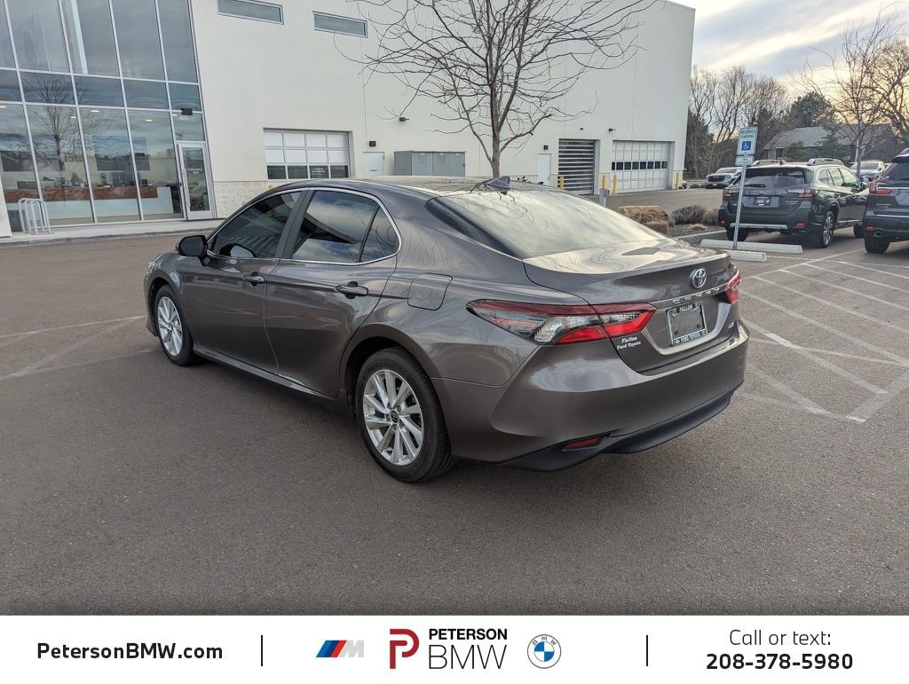Used 2023 Toyota Camry LE image 2