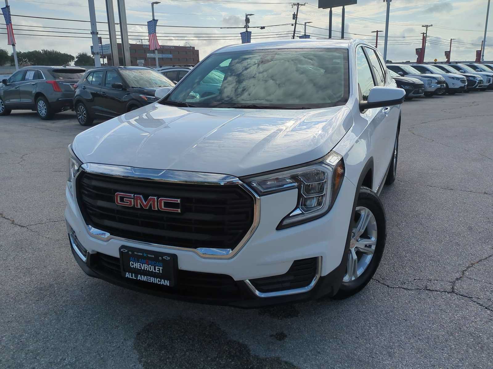 Used 2024 GMC Terrain SLE