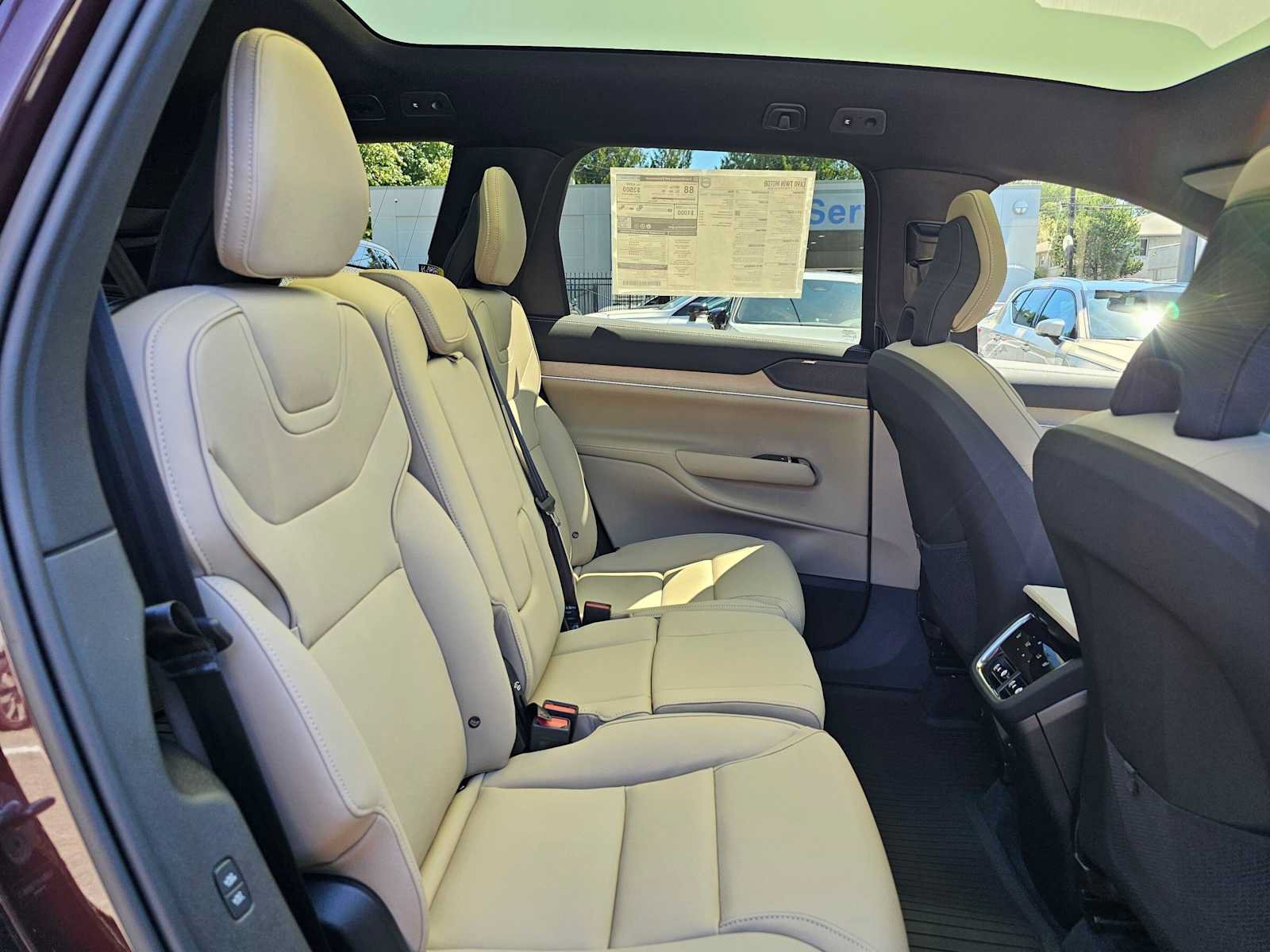 New 2026 Volvo EX90 Plus AWD/4WD image 14