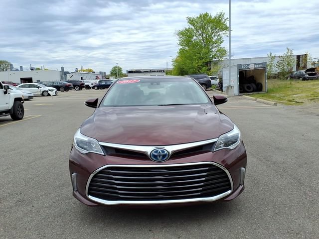 Used 2017 Toyota Avalon XLE Premium w/ All Weather Liner Package FWD image 2