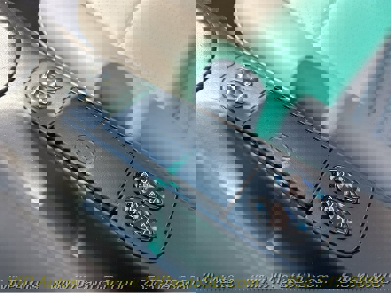 Used 2001 Porsche 911 Carrera 4 image 25