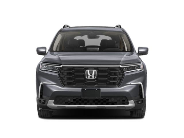 Used 2025 Honda Pilot Touring image 4