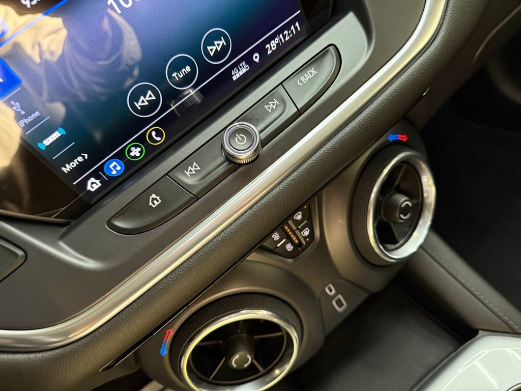 Used 2020 Chevrolet Blazer LT image 31