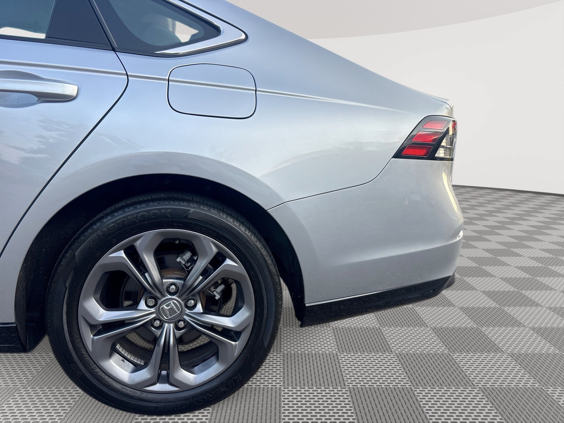 Used 2024 Honda Accord EX-L image 29