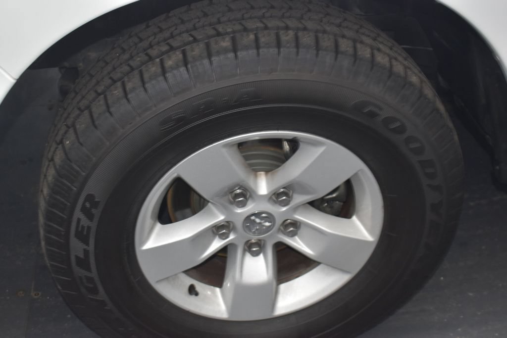 Used 2023 RAM 1500 Classic SLT w/ Trailer & Traction Group AWD/4WD image 13