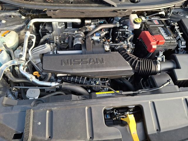 Used 2024 Nissan Rogue S image 28