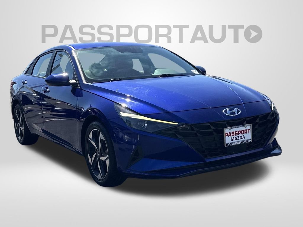 Used 2023 Hyundai Elantra SEL w/ Convenience Package FWD image 6