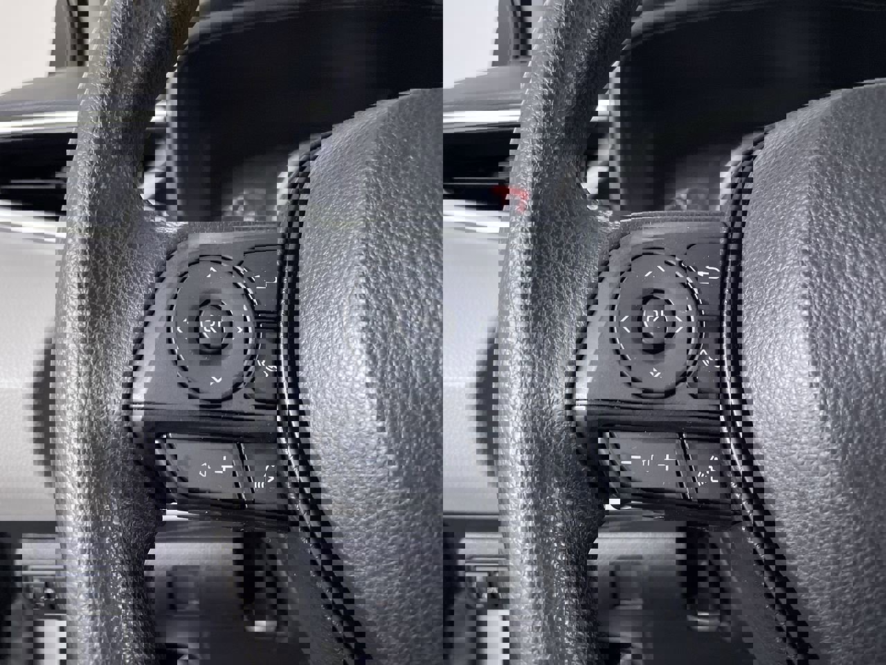 Used 2022 Toyota Corolla LE image 24