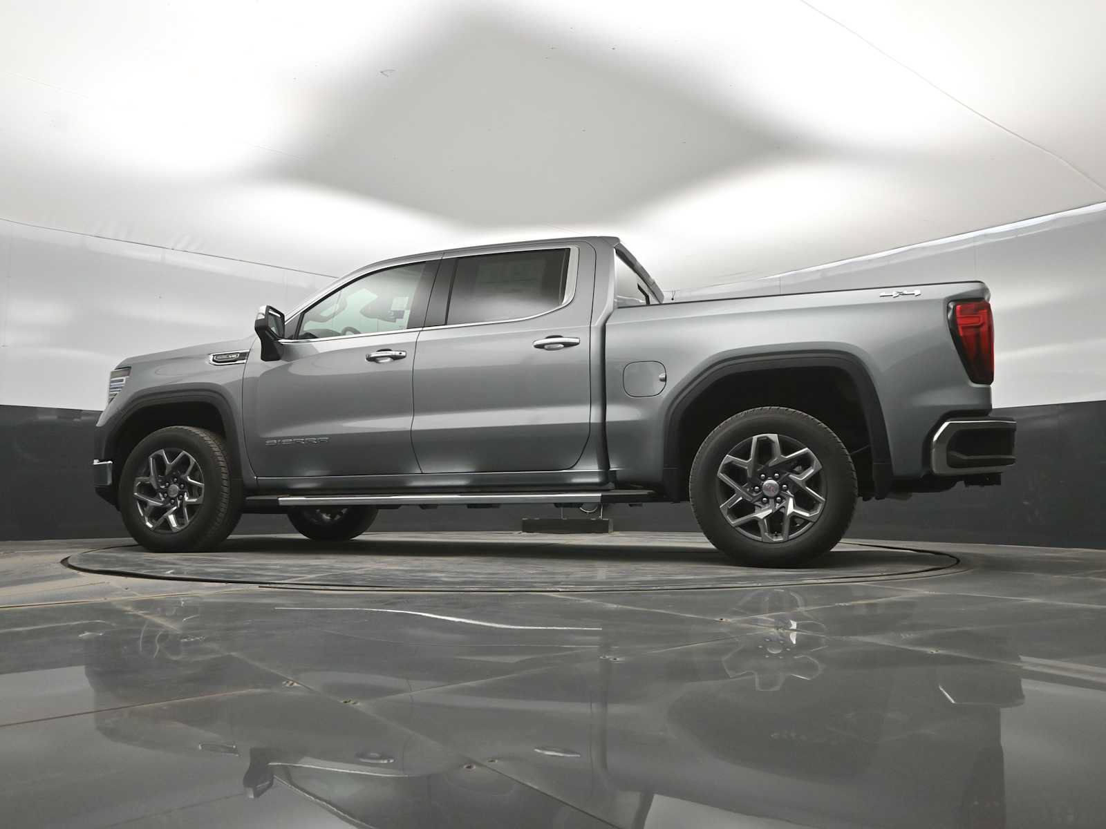 New 2026 GMC Sierra 1500 SLT w/ SLT Premium Plus Package AWD/4WD image 33