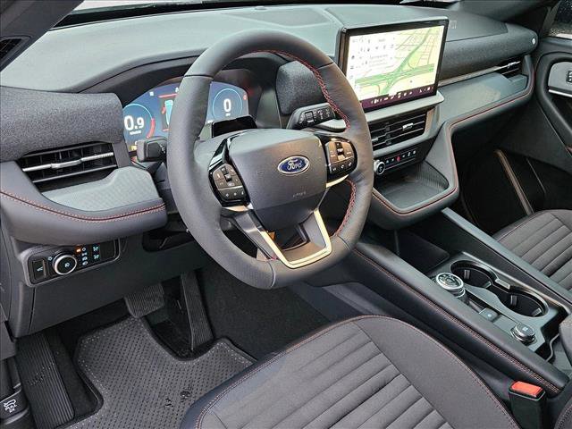 New 2026 Ford Explorer ST-Line w/ ST-Line Street Pack image 3