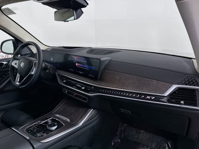 Used 2024 BMW X7 xDrive40i w/ Premium Package image 32