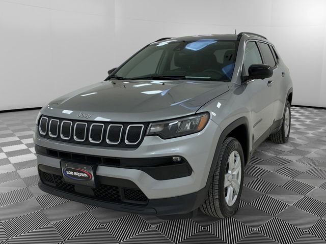 Used 2022 Jeep Compass Latitude w/ Convenience Group AWD/4WD image 7