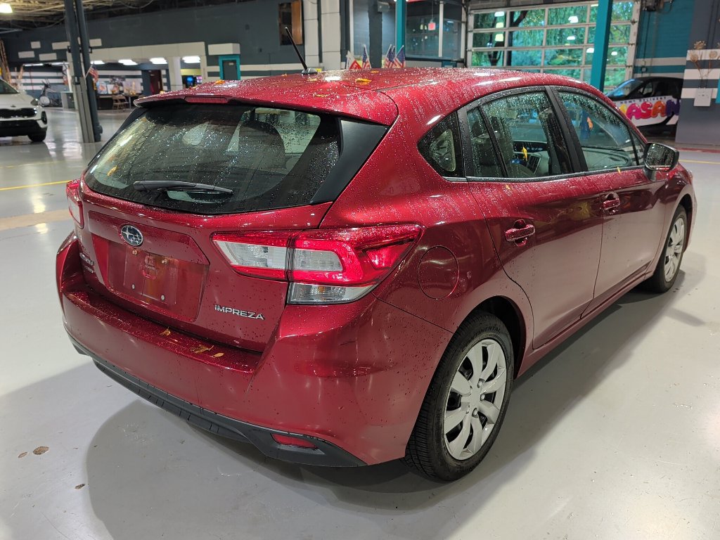 Used 2018 Subaru Impreza 2.0i AWD/4WD image 9