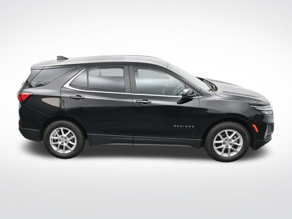 Used 2023 Chevrolet Equinox LT image 24