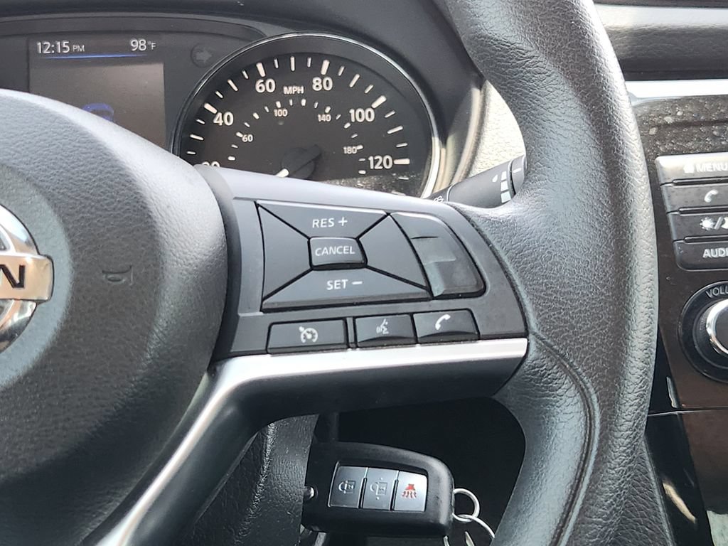 Used 2022 Nissan Rogue Sport S FWD image 27