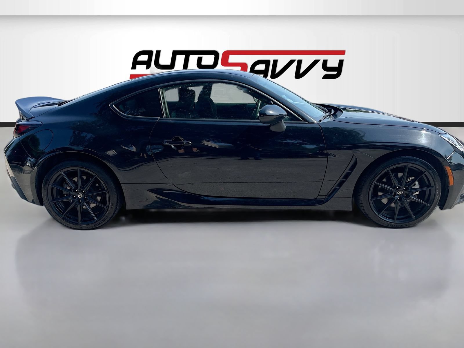 Used 2025 Toyota GR86 Premium RWD image 8