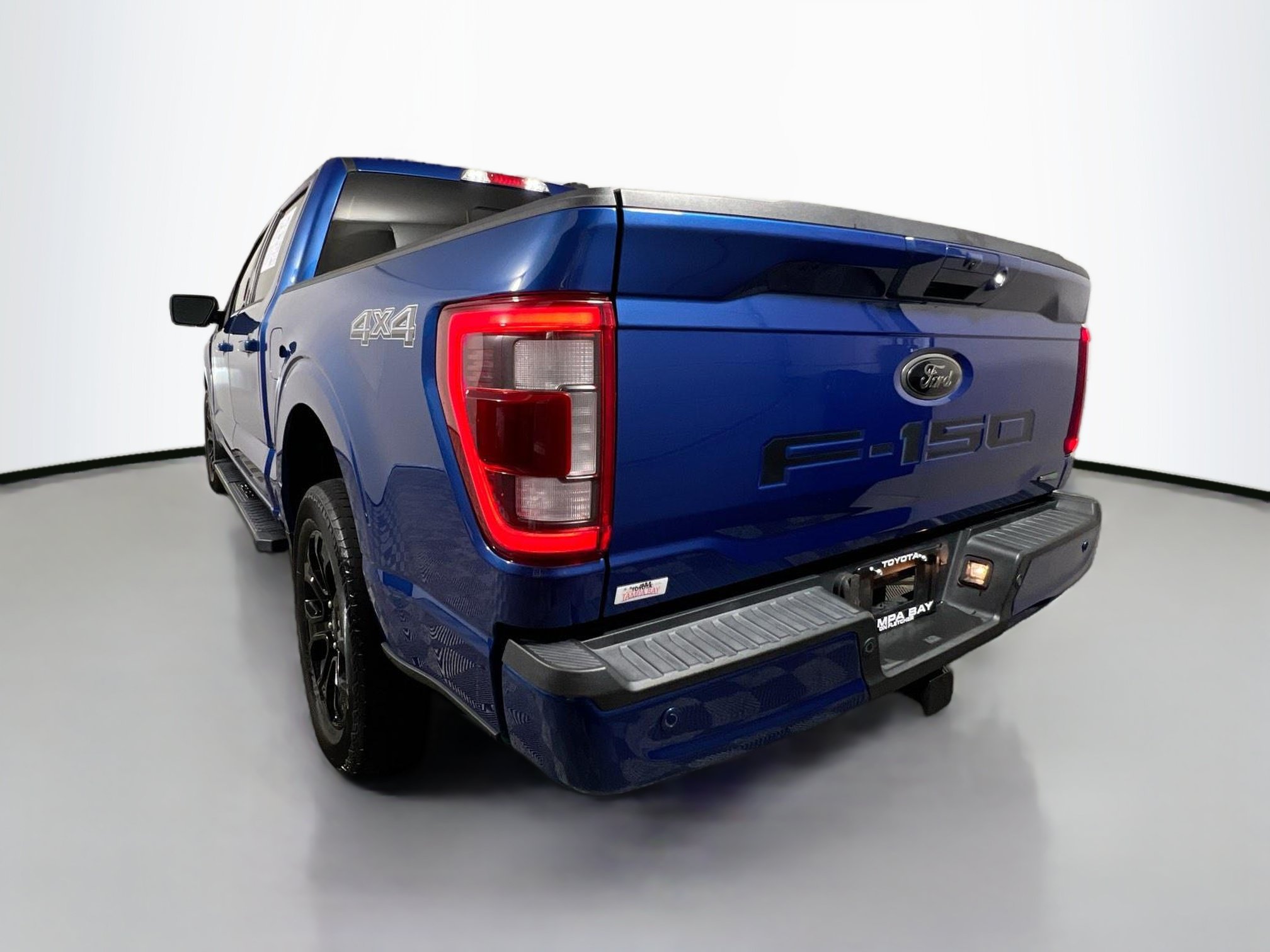 Used 2022 Ford F150 Lariat w/ Equipment Group 502A High AWD/4WD image 8