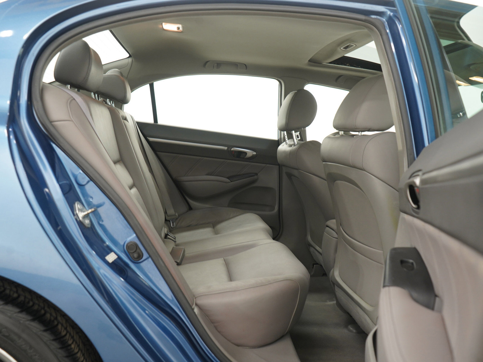 Used 2010 Honda Civic EX-L image 11