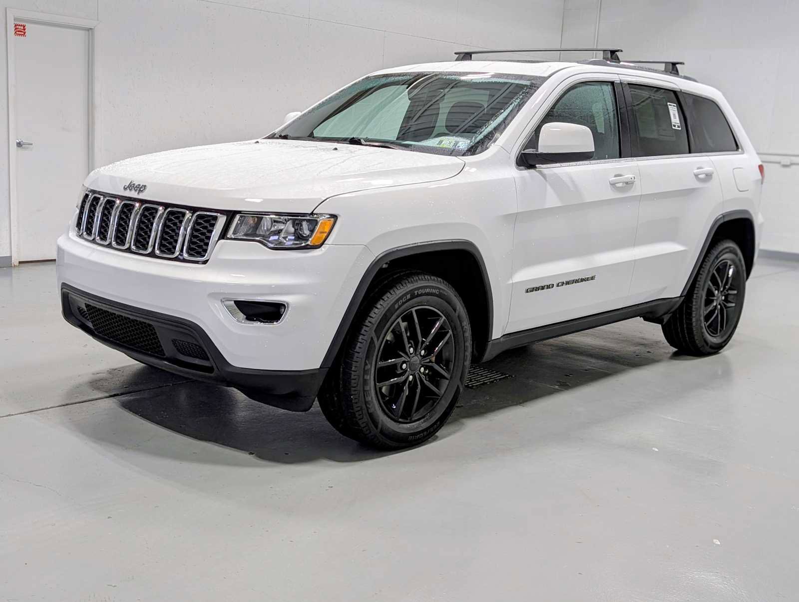 Used 2020 Jeep Grand Cherokee Laredo w/ Laredo X Package