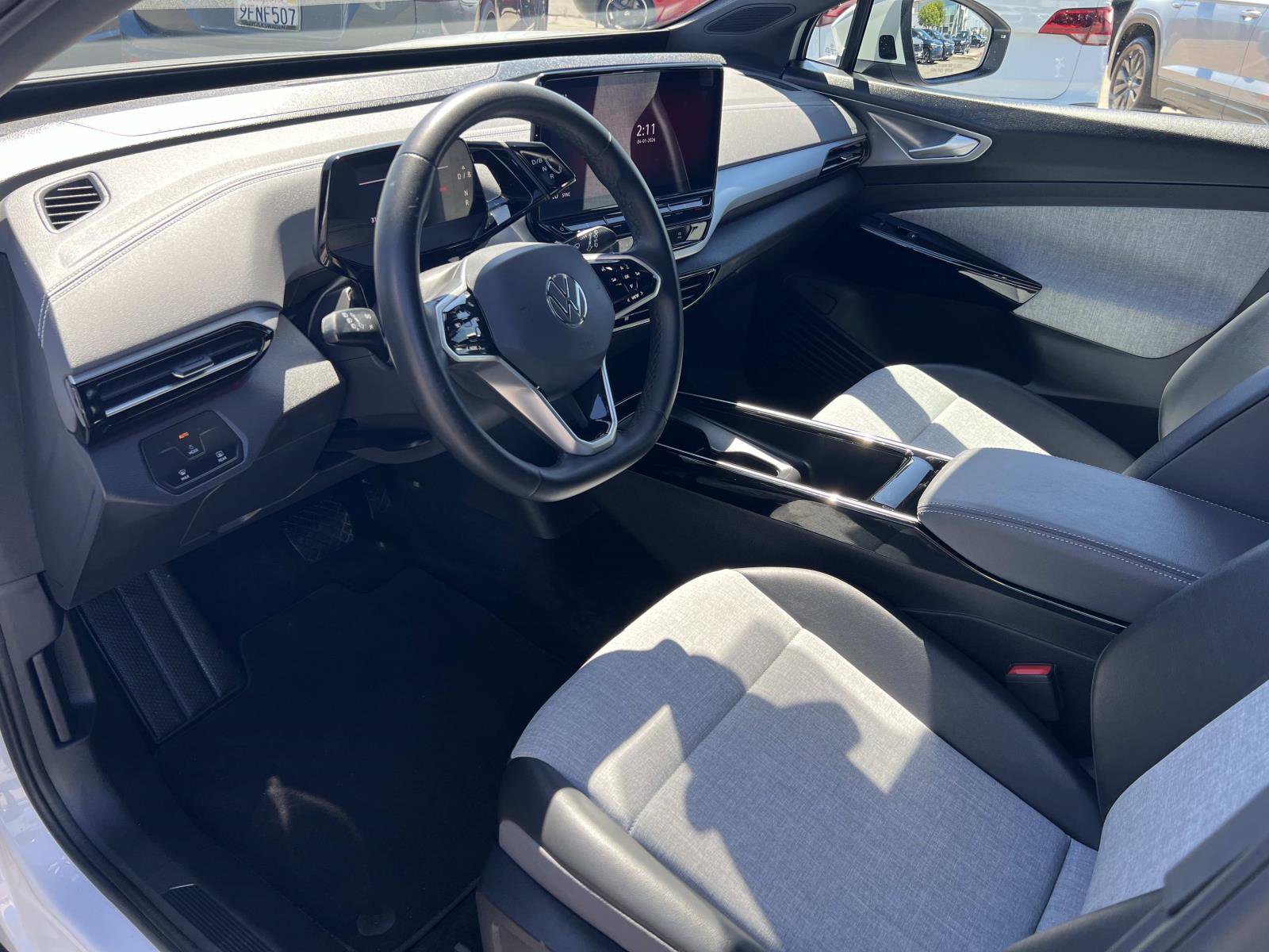 Certified 2023 Volkswagen ID.4 Pro image 5