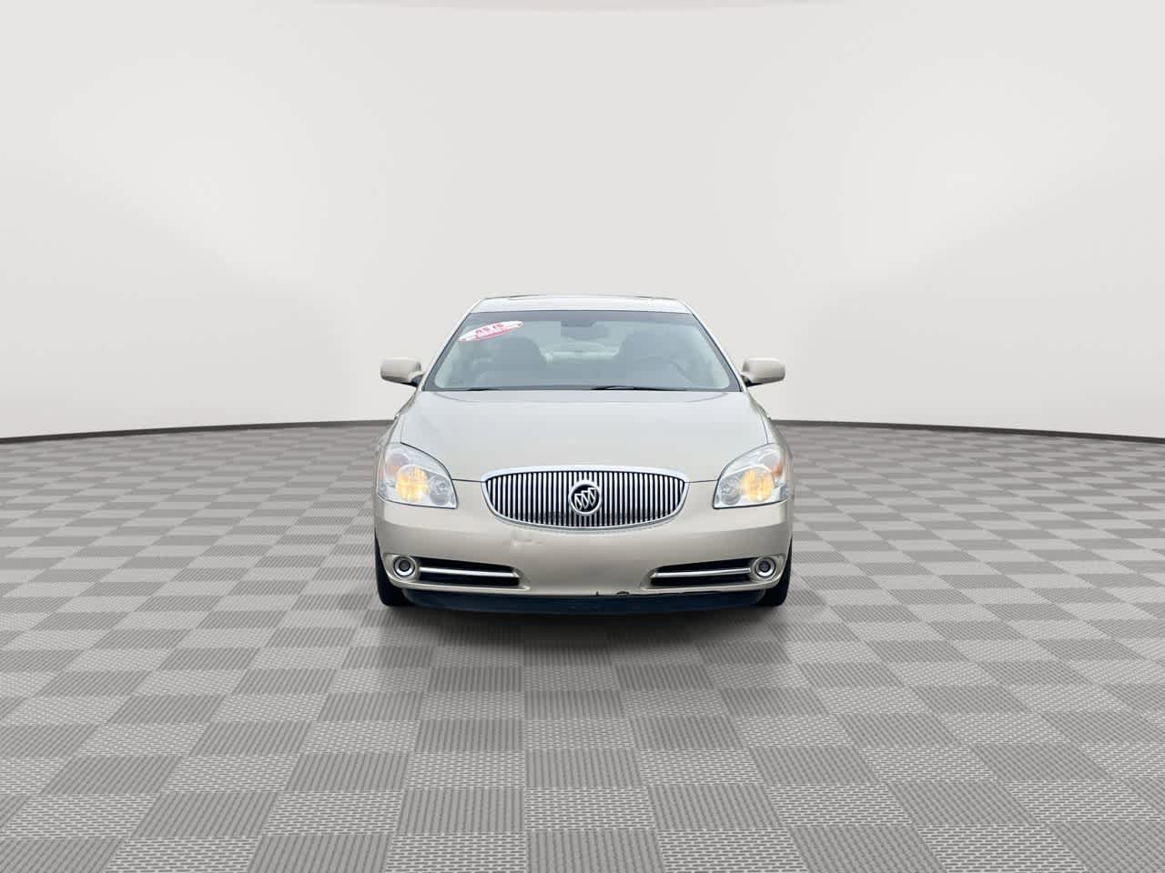 Used 2007 Buick Lucerne CXS w/ Driver Confidence Package FWD image 3