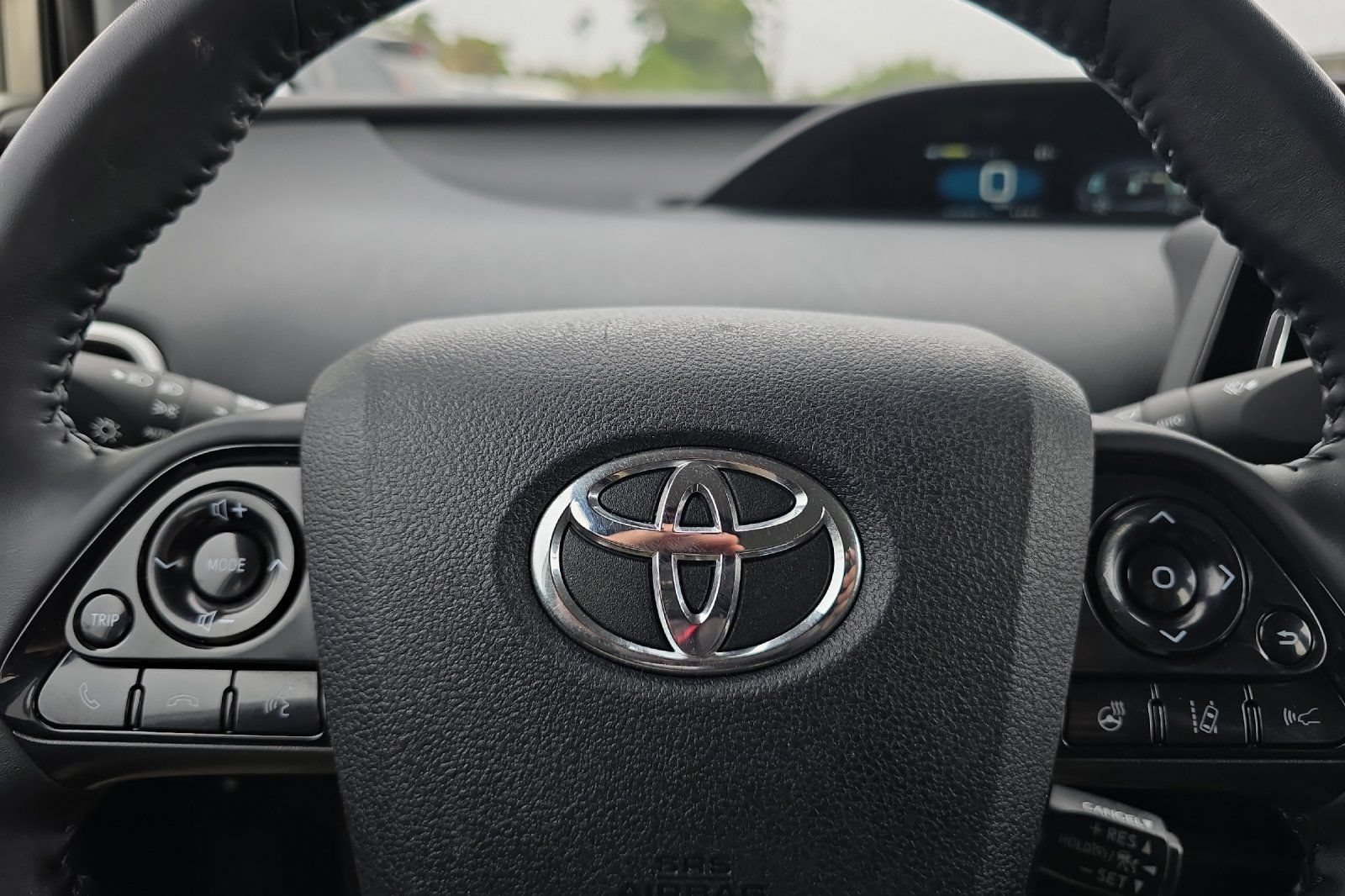 Used 2021 Toyota Prius Prime Limited w/ Carpet Mat Package (TMS) FWD image 21