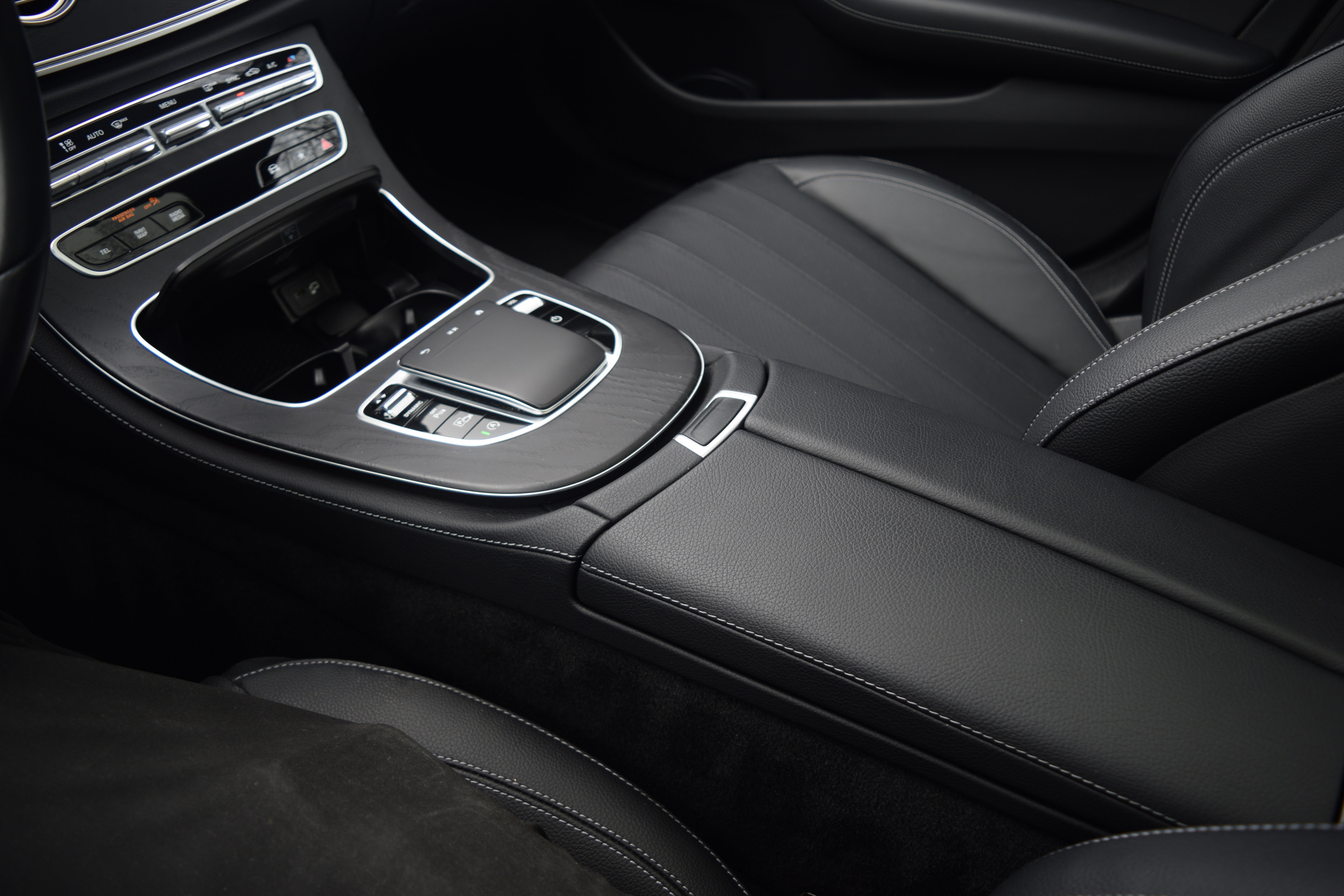 Used 2022 Mercedes-Benz E 350 4MATIC Sedan image 13