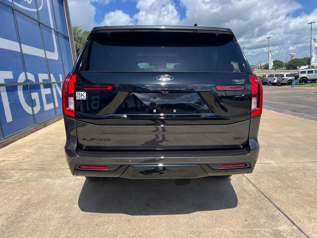 New 2026 Ford Expedition Max Platinum w/ Stealth Performance Package AWD/4WD image 6